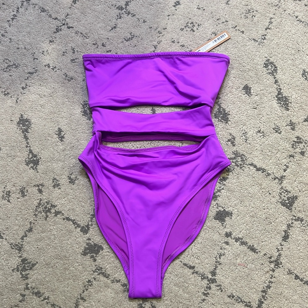 SKIMS Vibrant Fuscia One Piece Swimwear - Picture 5 of 6
